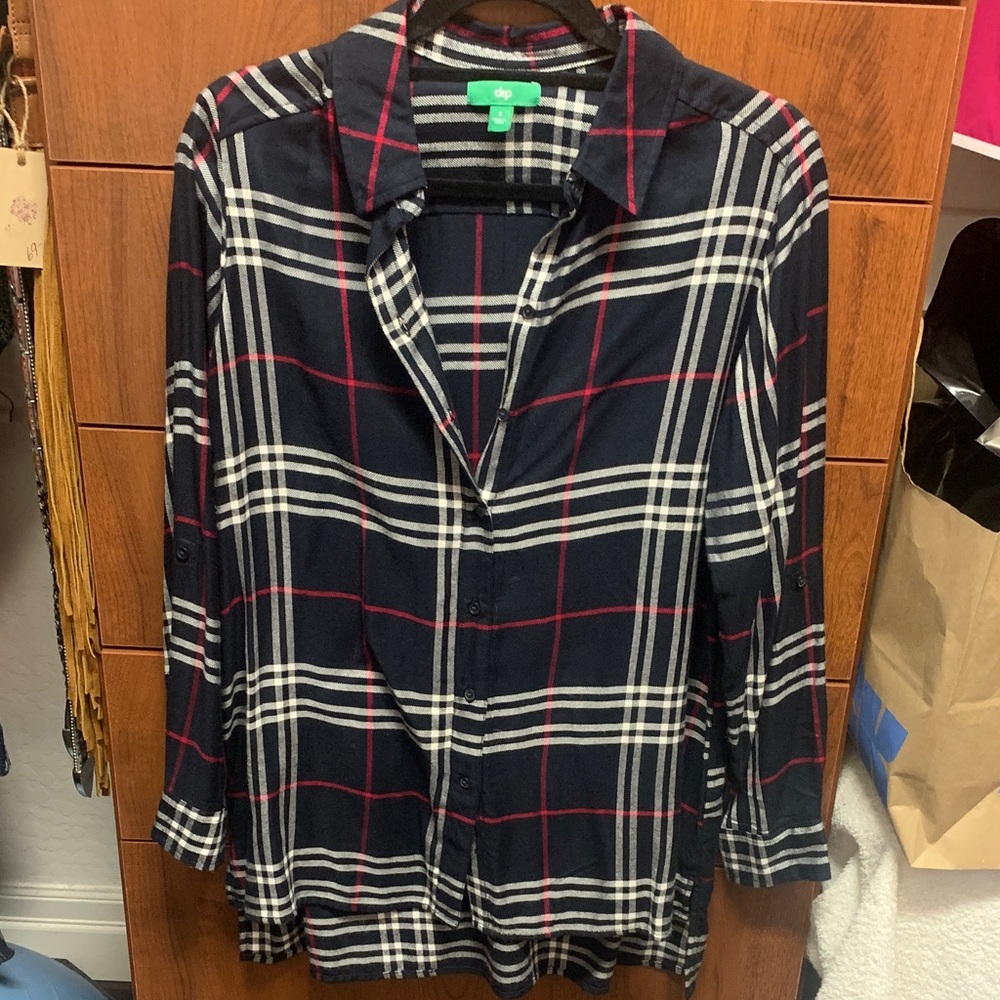 Dip Women's Navy and Red Plaid Light Flannel Button-Down Shirt